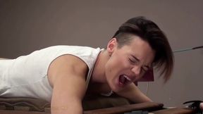 Amber Spanking Machine - Ass Whipping