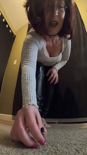 Tiny Problem Resolved - Giantess Custom