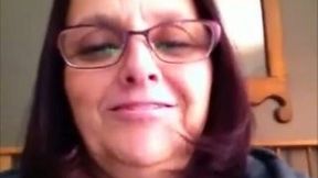 Mature webcam black head stripteased and fingered her own cunt