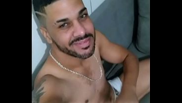 Mostrando o pau