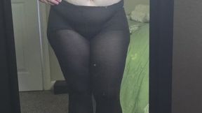 The torn pantyhose and the sundress - 13 photo slideshow set ?