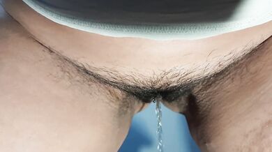 After I pissed my girlfriend licked my pussy to orgasm - lesbian_illusion