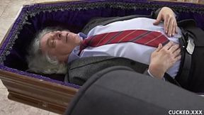 Sophia Grace cuck her husband again &mdash;  letting others pleasure her while he watches