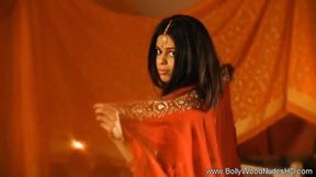 Sahara Knite Indian Beauty Naked And Sensual Erotic Here