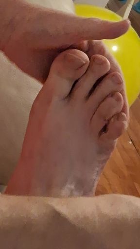 Big Beauty Nurse Vicki Cuts Boyfriends Toe Nails He Has Stinky Dirty Feet