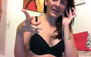 Sei il mio schiavo preferito e sei in completo mio potere cosi dominato che non puoi fare altro che