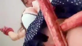 Tentacle on Poor Hitmomi Tanaka