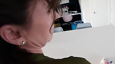 EatingOut StepMom in the Kitchen