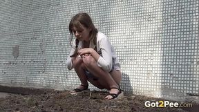 Rushing To Pee by Got2Pee - where girls come to piss