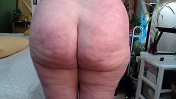 1014 Dawnskye presents ass flexing,clenching and bouncing for your pleasure