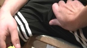 2128 je suce un hetero pour 200 eurospour 200 euros j arrive a sucer et me ...