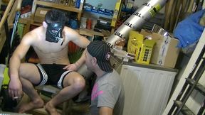 2128 je suce un hetero pour 200 eurospour 200 euros j arrive a sucer et me ...