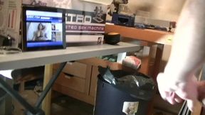 2128 je suce un hetero pour 200 eurospour 200 euros j arrive a sucer et me ...