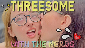 Nerds Fucking And Sucking Cum In Tasty Threesome With Eme Jota