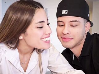 I screw my classmate when we're alone at home - Danner Mendez & Paula Rojas