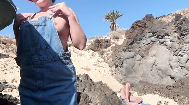 Cheating Blonde Wife Beach Pussy Flash Public Jerk Off Ignored Stranger Gushes