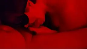 Hot cougar swallows his load in a BBW head session