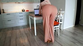 Hot Stepmom Walks In on Her Horny Stepson Sporting a Massive Hard-On While She’s Trying to Work