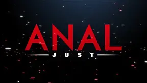 Nympho queen Alyssa Reece got dildo and cock on her ass