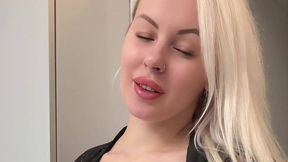 Social Media Model @KaylaBlonde @Showing Boobs & #Natural Big Tits #Blonde #Sexy #Nude sexy porno clips | Tik.Porn