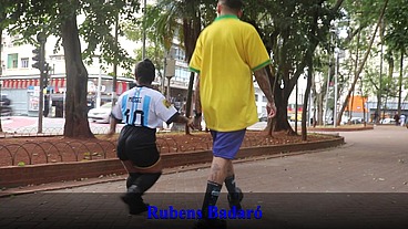 O Brasil perdeu o jogo mas eu ganhei de presente o cu da anãzinha argentina (VIDEO NOVO)
