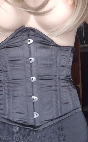 Do you want to cum all over my rubber titts?