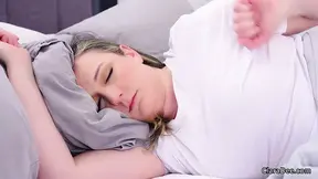 Virtual sex with hot older woman Clara Dee in POV