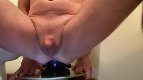 easttnguy22 huge butt plug and milking