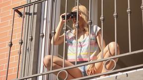 ”I really want to lick my neighbors twat”