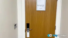 Slutty blonde milf gets a surprise fuck in an emergency