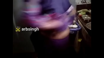 Panjabi village aunty in kitchen - XVIDEOS.COM