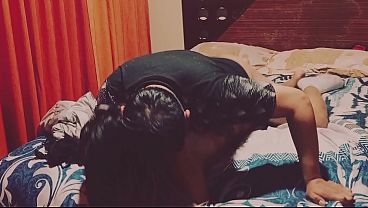 Encuentro silencioso con trans bonita, todo guiado por la m&uacute_sica