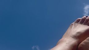 Cloud foot Dancing while sunbathing