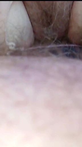 Nylonjunge fucks a granny in pantyhose