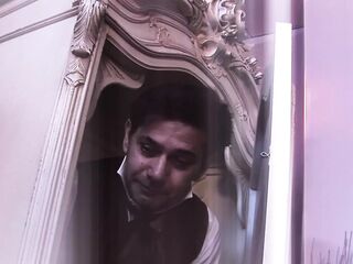 3some sex with Victoria Rush and Luna Luxx are MILFs