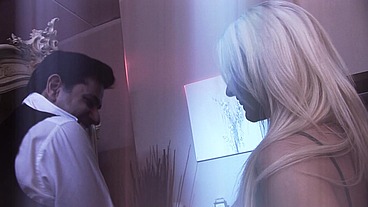 Una Luxx and Victoria Rose are sharing a cock during this threesome but this guy has the...