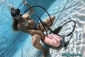 Yara Post Creampie Scuba continued