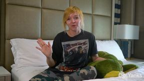 Alexa Crush Talks Pillow Humping, Hitachi Tied Up Orgasms & Armpit Fetishes