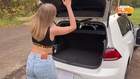 Get Creative with Discounts: How This Student Girl Turns Heads!