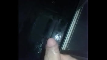 Me Masturbo Bien Rico Hasta Botar Leche