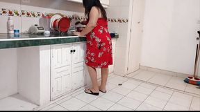 Today I Had to Meet My New Stepmother, She Has a Nice Ass, We Ended up Fucking in the Kitchen 2