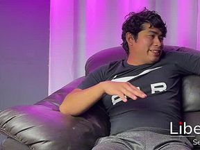 Nos conocemos para follarnos a la esposa del otro