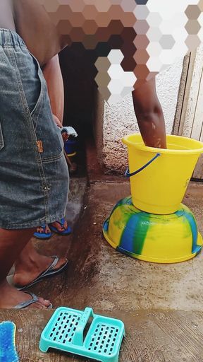 Bathing My Pregnant GF Outdoor, Dirty Environment Vibes