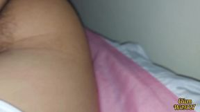 mi hermanastra se me pone de culo para que le toque su cono peludo