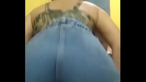 Novinha Dan&ccedil_ando funk cheia de tes&atilde_o no cu