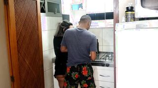 Nego Top Delicia caught me delicious into the kitchen