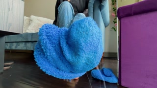 Homewrecker Foot and Sock Fetish Worship - JOI