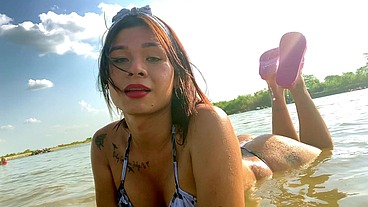 TS Angelique Monroe - A Sunday by the river.