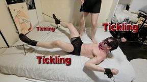 Tickle tickle tickleee Tickling session with Mistress GospodaricaEmma and sub Wolfy01