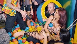 Crowd Bondage: European Amina Danger orgy at the party in HD